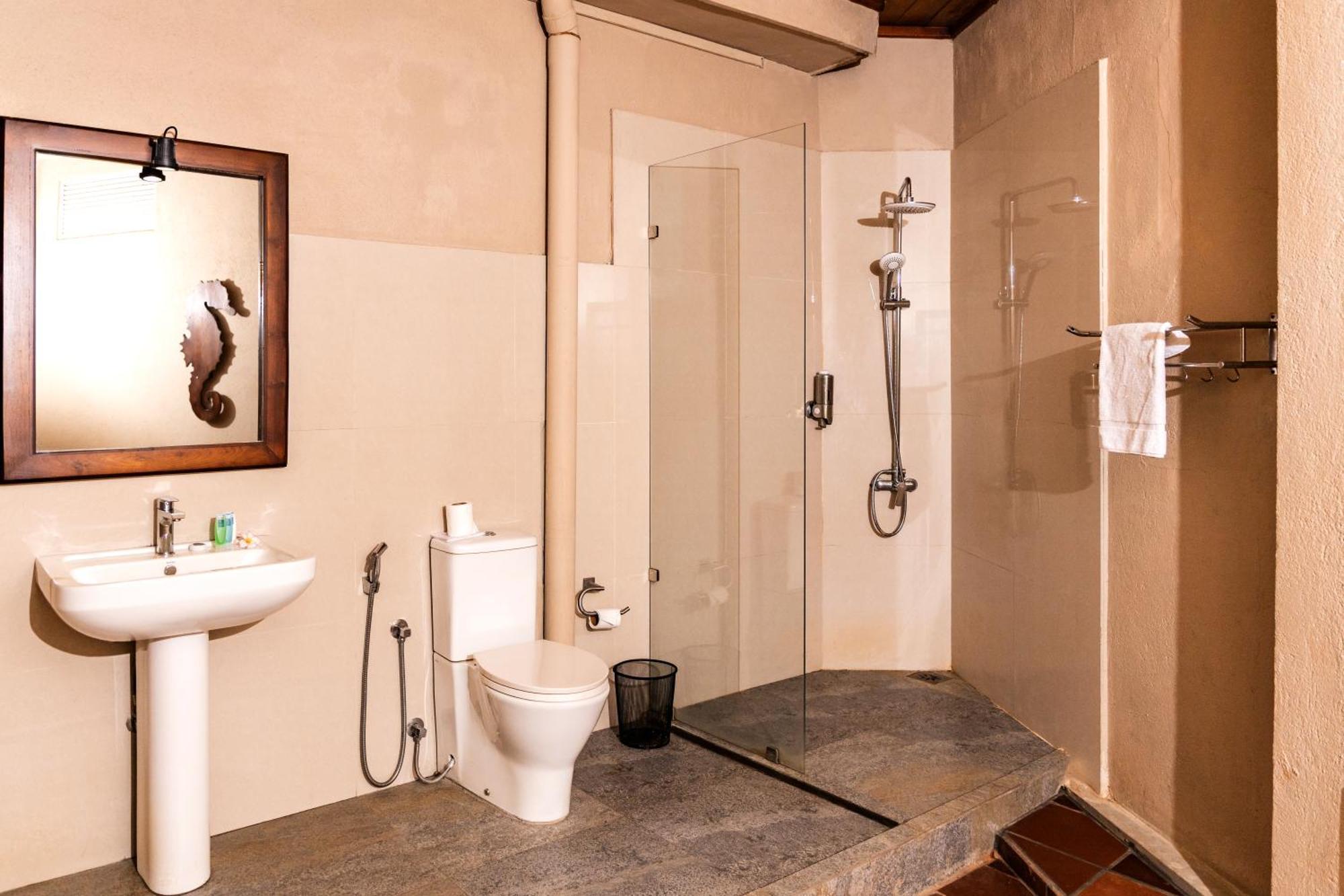 Seahorse Hotel & Spa 尼甘布 外观 照片