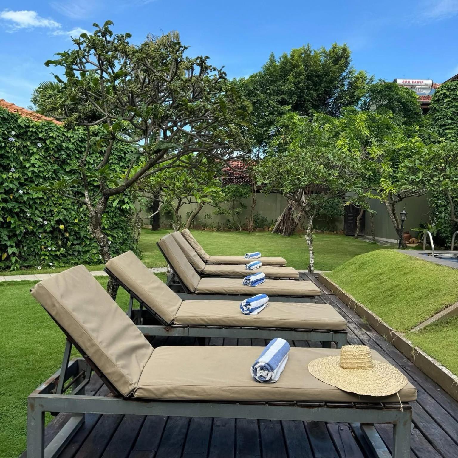 Seahorse Hotel & Spa 尼甘布 外观 照片