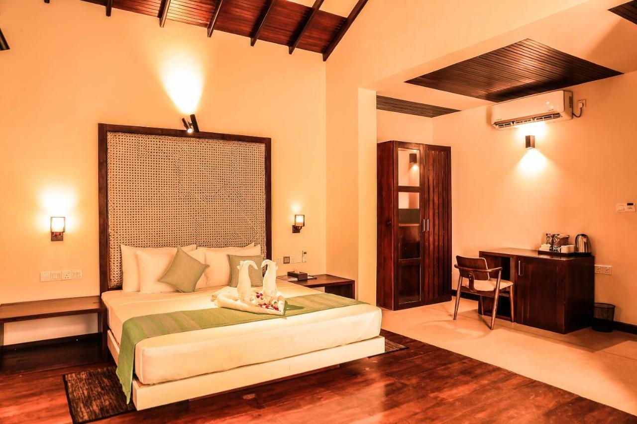 Seahorse Hotel & Spa 尼甘布 外观 照片