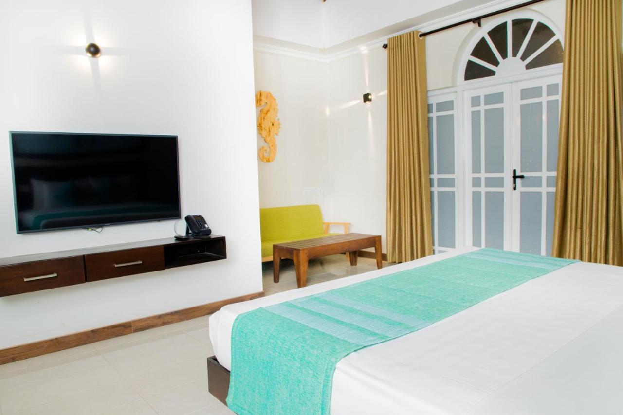 Seahorse Hotel & Spa 尼甘布 外观 照片